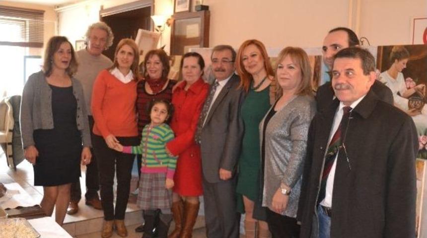 Kursiyerlerden Resim Sergisi