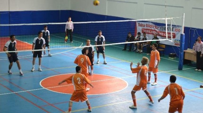 Vanlı İşitme Engellilerden B&uuml;y&uuml;k Başarı