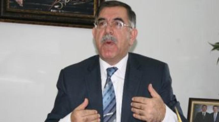 Vali Yılmaz &Ouml;ğrenci Yurdu Arsası İ&ccedil;in &Ccedil;alışmaları Hızlandırdı