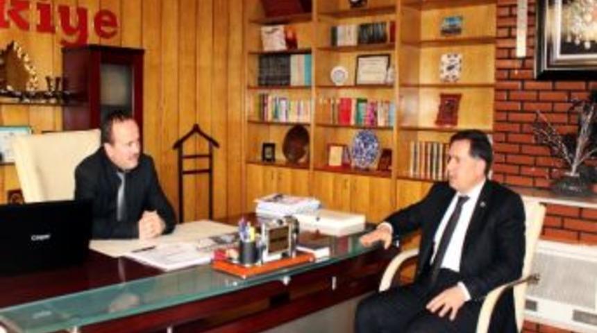 Başkan Zenbilci&rsquo;den, T&uuml;rkiye Gazetesine Taziye Ziyareti