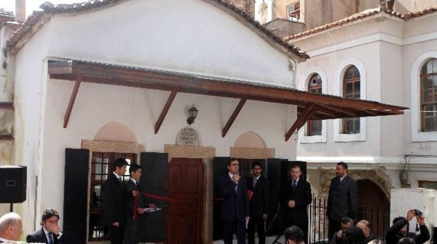 Tarihi Mevlevi K&uuml;t&uuml;phanesi A&ccedil;ıldı