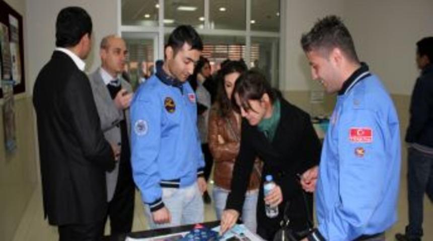 Adıyaman &Uuml;niversitesi Havacılık Standına Yoğun Ilgi