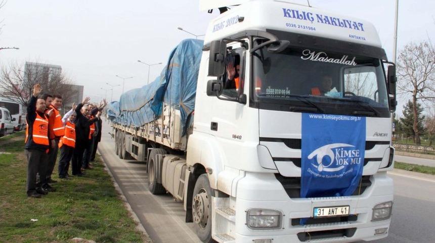 Samsunlular 'Bir Ekmek Bir Battaniye' Kampanyasını Benimsedi