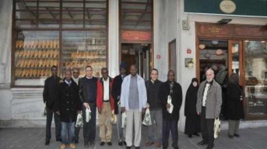 Cibuti Heyetinden Ey&uuml;p Sultan&rsquo;a Ziyaret