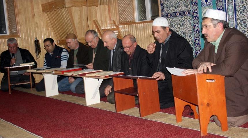 Esentepe Camii&rsquo;nde Kur'an Talebeleri I&ccedil;in T&ouml;ren