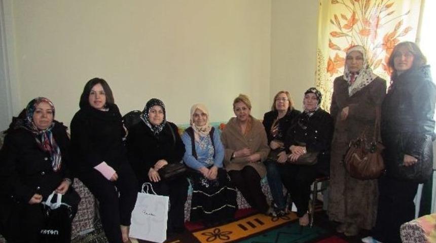 Ak Kadınlardan Esentepe Toki&rsquo;ye Ziyaret