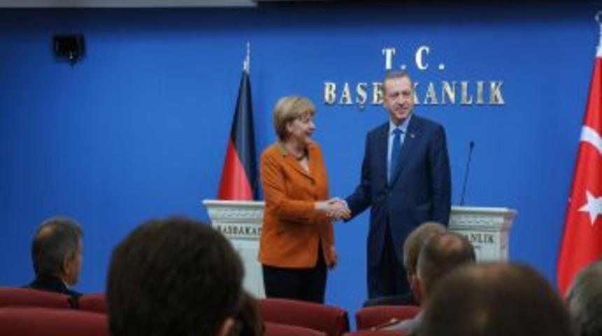 Başbakan Erdoğan: Yol Haritasıyla Ilgili Ne Yapacağımıza Karar Vereceğiz