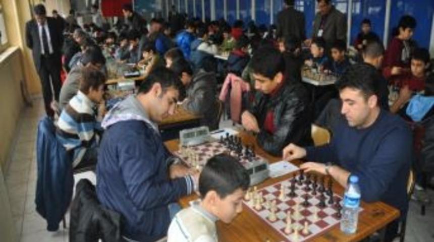 &lsquo;gen&ccedil;ler Satran&ccedil; İl Birinciliği&rsquo; M&uuml;sabakaları Başladı