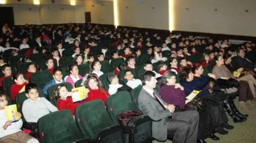 Art Tiyatro &Ccedil;ocuklarla Buluşuyor