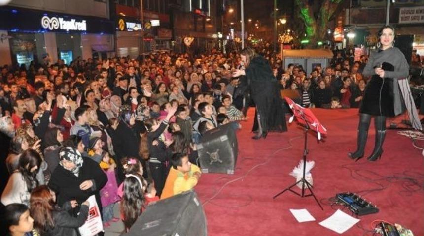 Karab&uuml;k H&uuml;rriyet Caddesi'nde G&ouml;rkemli A&ccedil;ılış