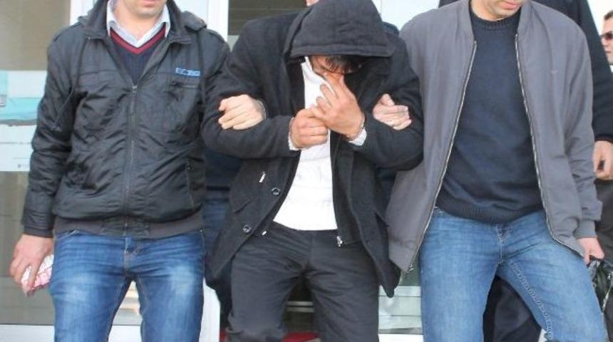 İ&ccedil; &ccedil;amaşırından yarım kilo eroin &ccedil;ıktı