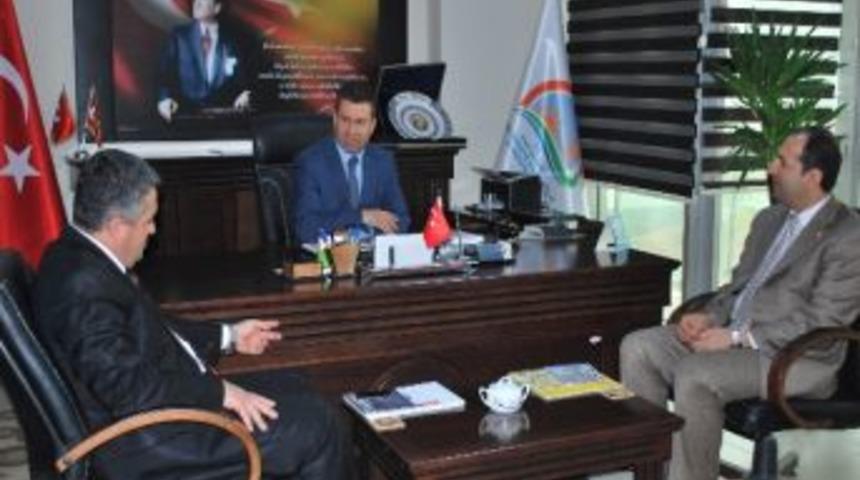 Ak Parti&rsquo;den M&uuml;d&uuml;r Altuner&rsquo;e Ziyaret