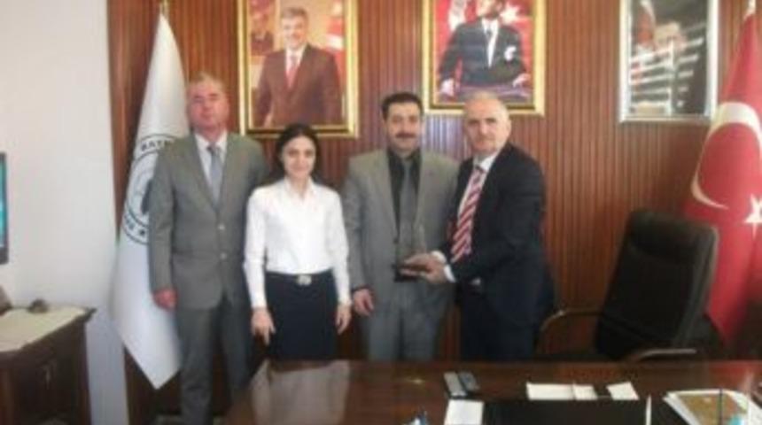 Kaynarca Vergi Dairesi, Vergi Haftası Nedeniyle Başkan &Ouml;zel'i Ziyaret Etti