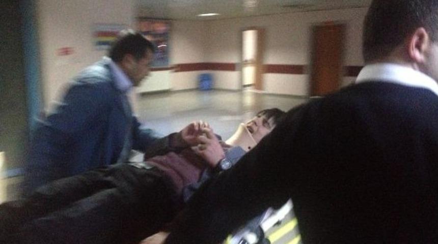 G&ouml;ksun'da Trafik Kazası: 2 Yaralı