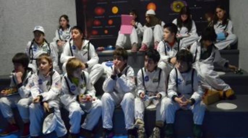 Öğrenciler NASA’ya Bağlandı