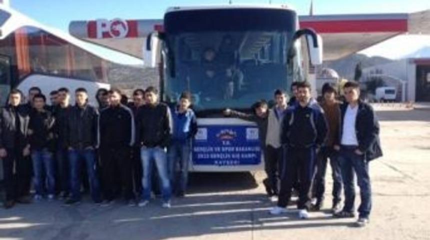 5 Yıldızlı Otelde Ücretsiz Gençlik Kampı Başladı