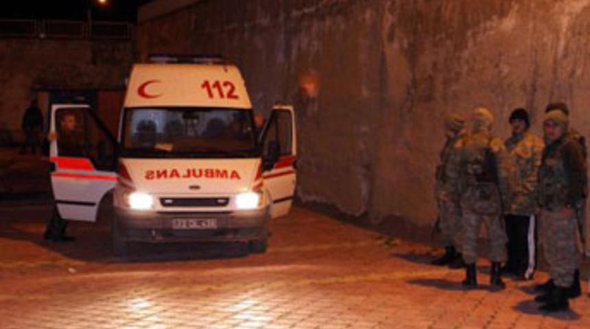 Cesedini k&ouml;pekler par&ccedil;aladı