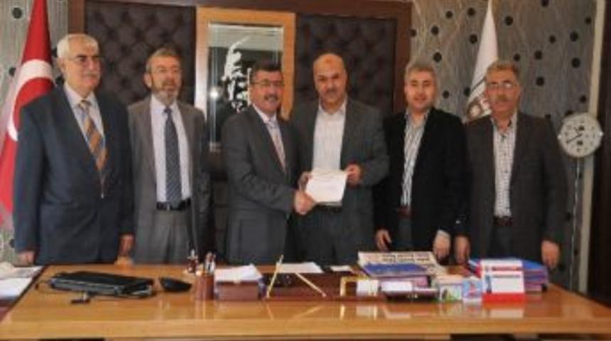 Sp&rsquo;den Belediye Başkanına Ziyaret