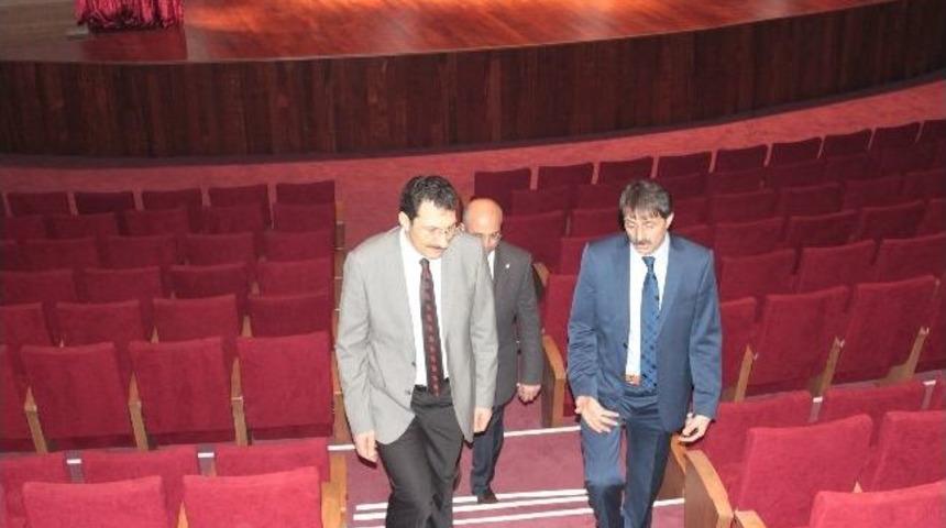 Milletvekili Yavuz Serdivan Belediyesi Hizmet Binasını Gezdi