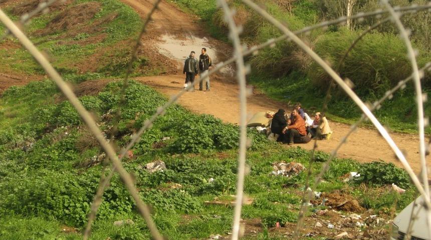 T&uuml;rkiye Sınırına M&uuml;lteci Akını Artarak Devam Ediyor