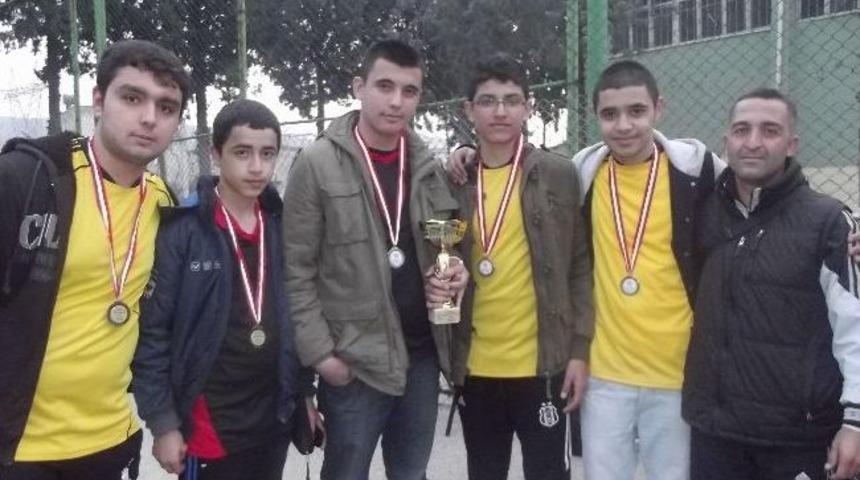 Osmaniye&rsquo;de Okul Sporları Tenis Turnuvası Sona Erdi