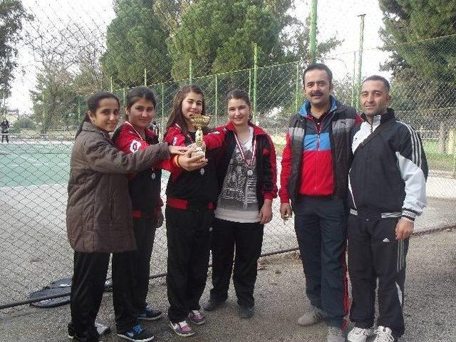 Osmaniye’de Okul Sporları Tenis Turnuvası Sona Erdi