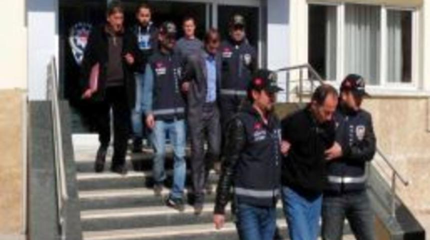 Yem Dolandırıcıları Yakalandı