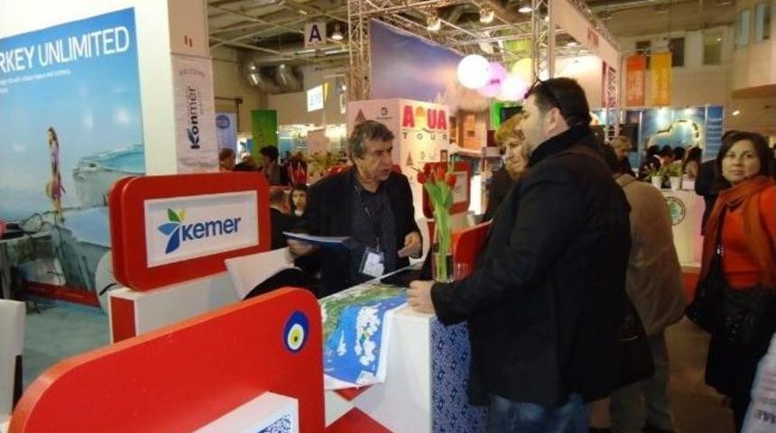 Kemer&rsquo;in Yurtdışı Fuarlarında Tanıtımı S&uuml;r&uuml;yor