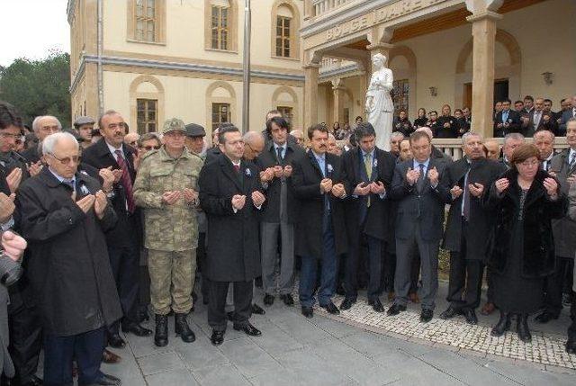 Eski Bölge İdare Mahkemesi Başkanı Toprağa Verildi