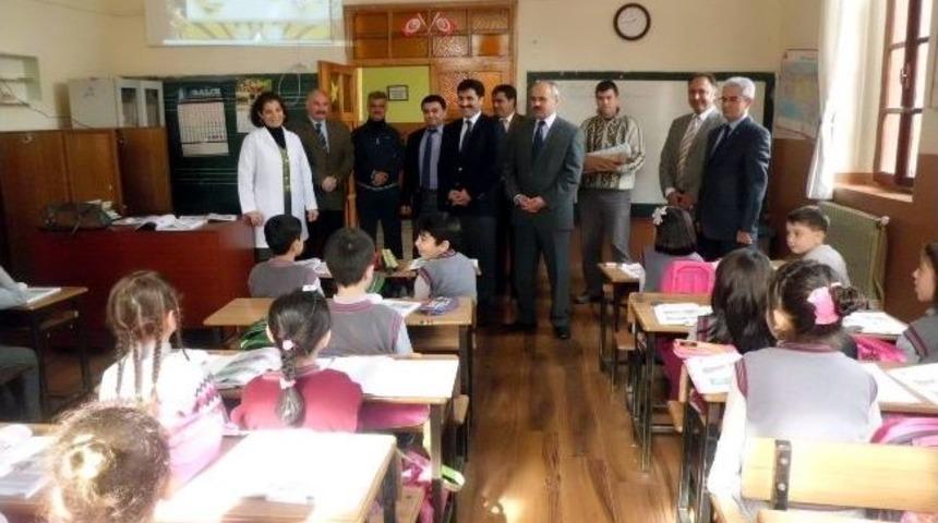 Salihli&rsquo;de 10 Bin 300 &Ouml;ğrenciye S&uuml;t Verilecek