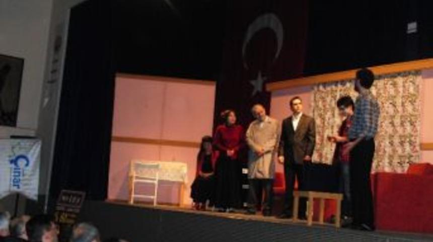 'sen Hızır Mısın&rsquo;a B&uuml;y&uuml;k İlgi