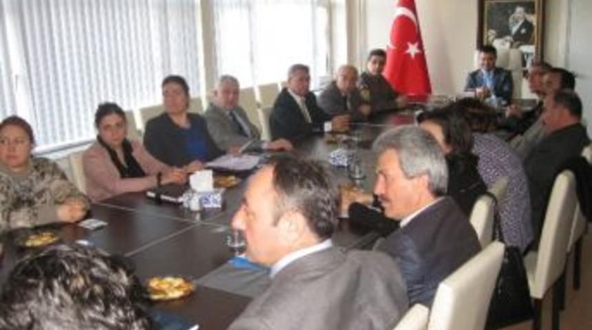 Saruhanlı'da Devlet Memurlarına Eğitim