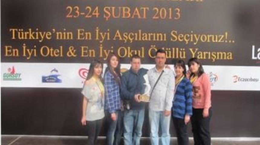 Gemlik Kız Meslek Lisesi T&uuml;rkiye İkincisi Oldu