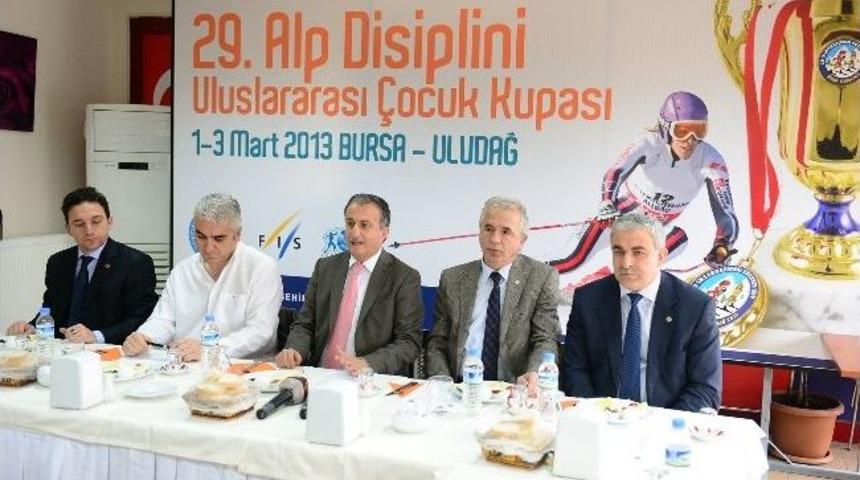 B&uuml;y&uuml;kşehir Kayakta Da Bir Adım &Ouml;ne Ge&ccedil;ti