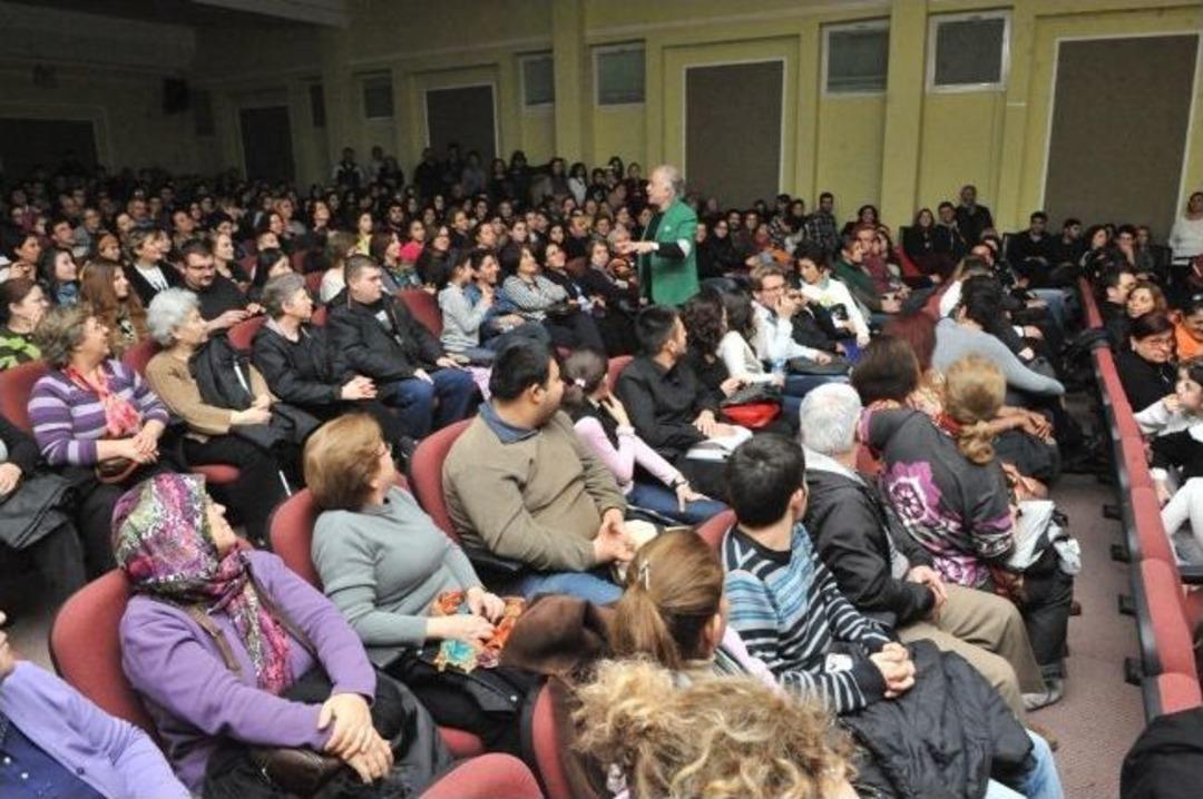 Buca&rsquo;da Bir Usta Daha Sahne Aldı