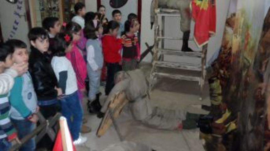 &Ccedil;anakkale Şehitleri İslahiye'de Anıldı