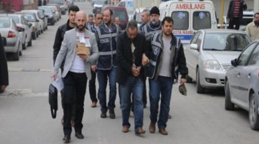 Yalova Emniyeti'nden L&uuml;ks Otomobil Şebekesine 'Keklik' Operasyonunda 5 G&ouml;zaltı