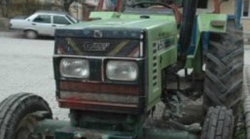 Trakt&ouml;rlerin Ağırlıklarını &Ccedil;alan Şahıs Yakalandı