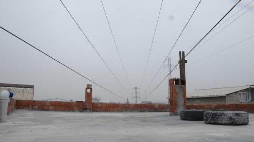 "yüksek Gerilimli" Yıkım