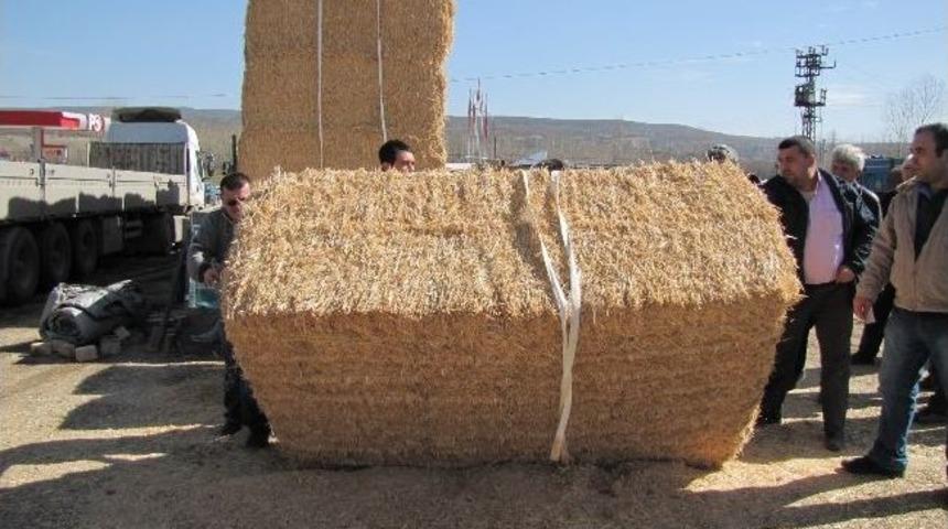 Hisarcıklı Besicilere 28 Ton İthal Saman