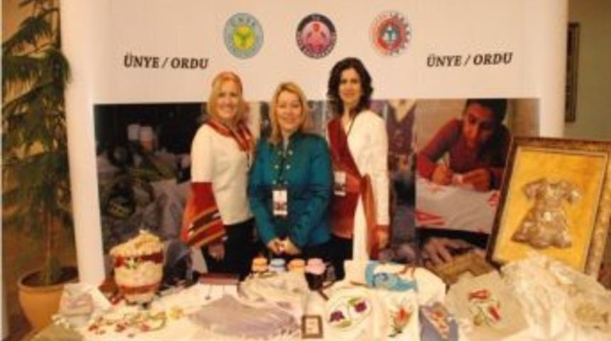 &Ccedil;atom Macaristan Yolcusu