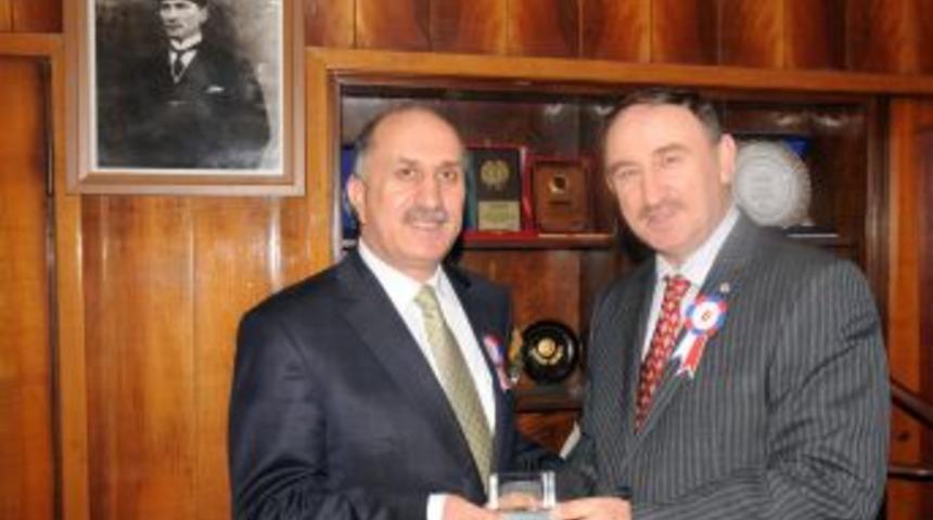 Başkan Kurtulan&rsquo;dan Vergi Haftası Ziyareti