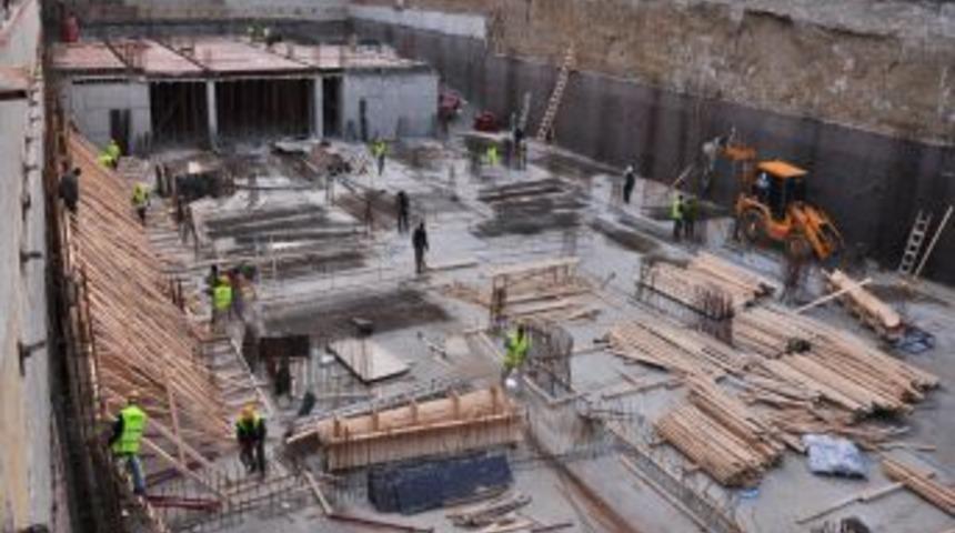 Başkan Yenihan: K&uuml;lt&uuml;r Merkezi &Ouml;nemli Bir Boşluğu Dolduracak