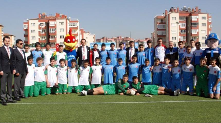 Denizli'deki 'Hayata Pas Ver' Projesinde Ilk Ma&ccedil; Yapıldı