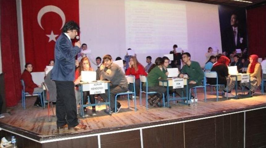 Akhisar'da Bilgi Yarışmasının Şampiyonu, Anadolu &Ouml;ğretmen Lisesi