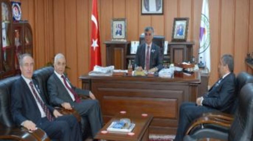 Defterdar Şefik Tongal, B&uuml;y&uuml;kaslan&rsquo;ı Ziyaret Etti