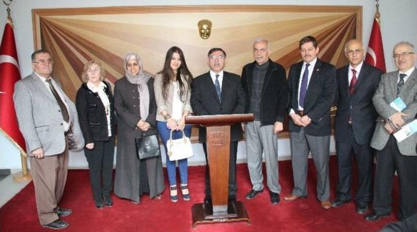 D&uuml;zce&rsquo;den Oxford&rsquo;a