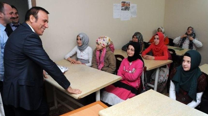 Gen&ccedil;&rsquo;ten Agd&rsquo;ye Ziyaret