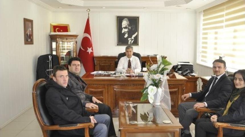 &Ouml;ğretmenler Kaymakamı Ziyaret Etti
