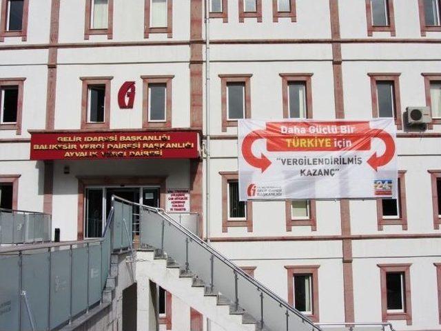 Ayvalık’ta Vergi Haftası Coşkusu